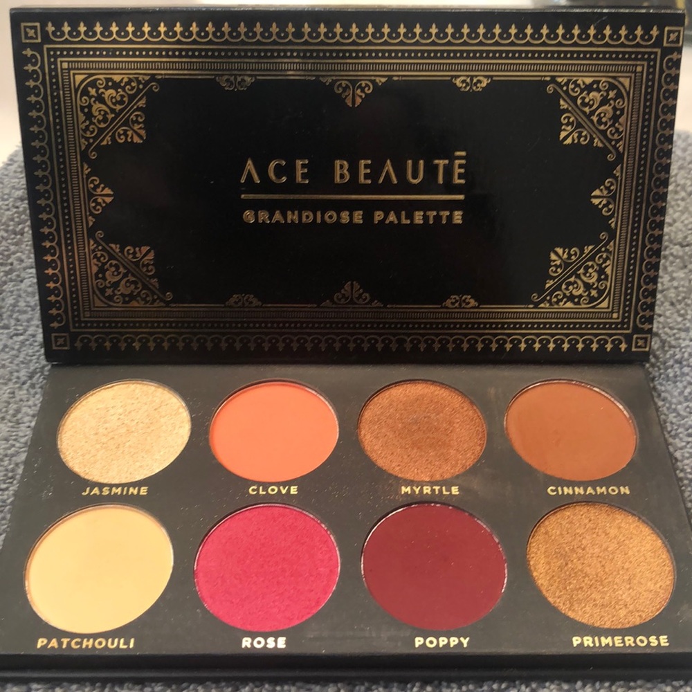 Eyeshadow Palette